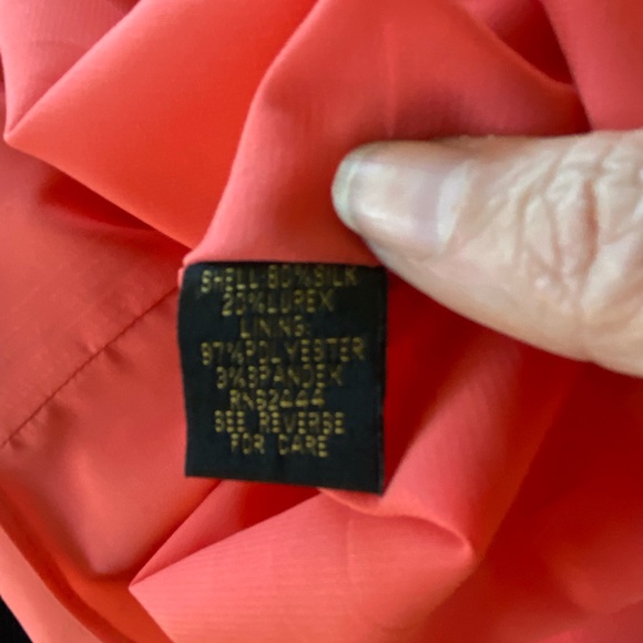 Nicole Miller Coral Pink Metallic Silk Brocade One Shoulder Gown - Picture 7 of 8